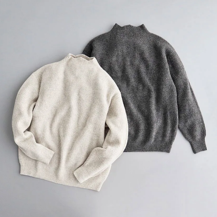 nonnotte Triangle Turtle Neck Pullover