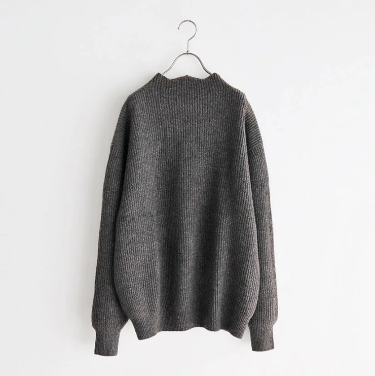 nonnotte Triangle Turtle Neck Pullover